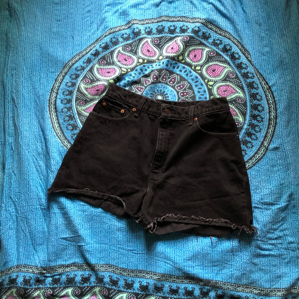 Levi’s 550 Black High Waisted Denim Shorts